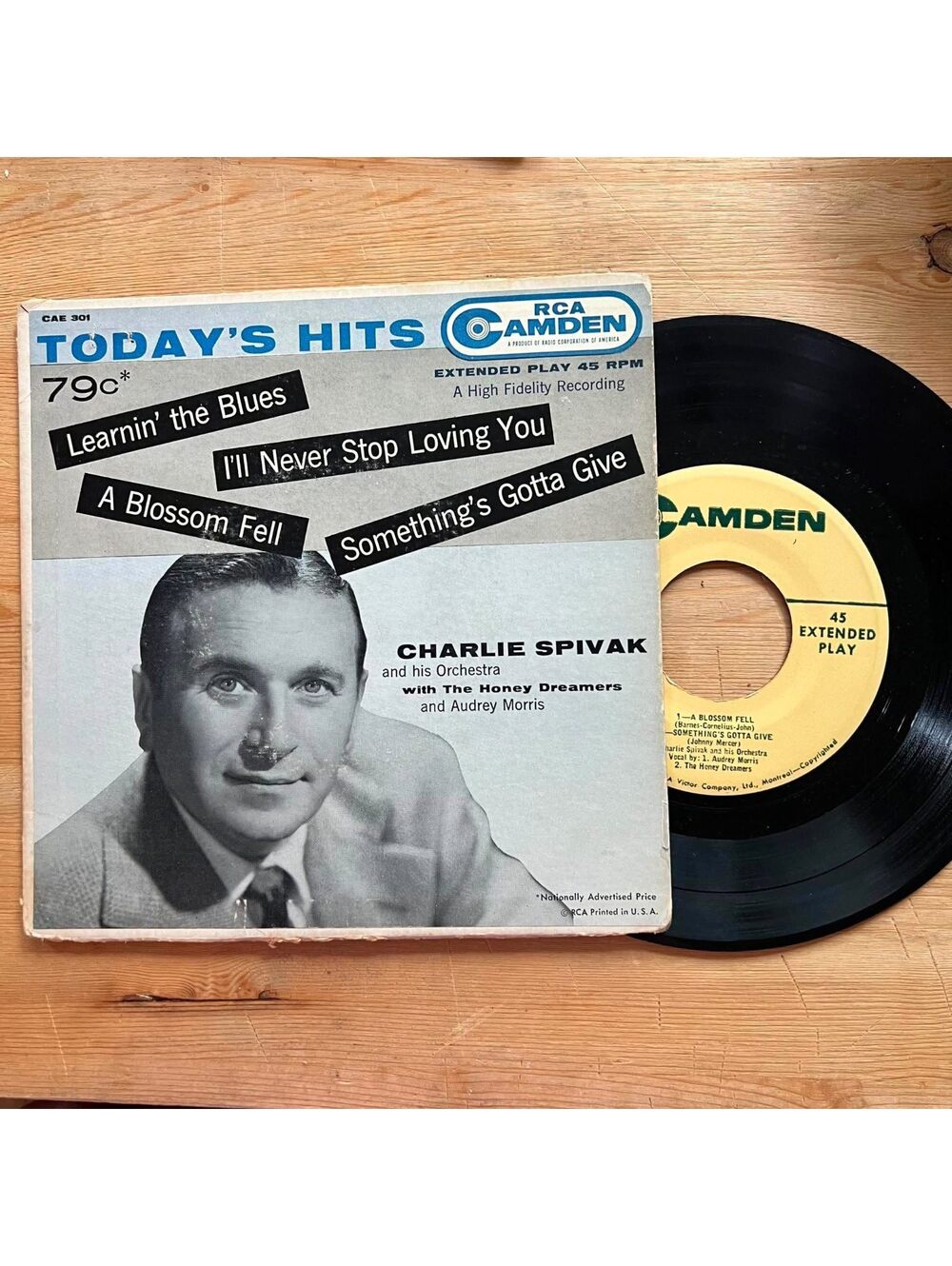 Charlie Spivak and his Orchestra-Learnin' the Blues/A Blossom Fell 45rpm VG+ R07